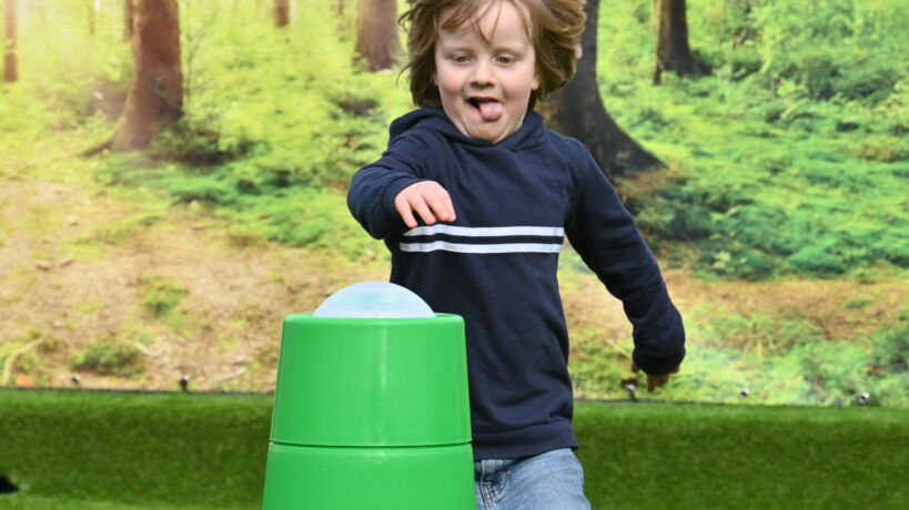 Interactive Play Systems op leesterras van de bibliotheek in Kortrijk