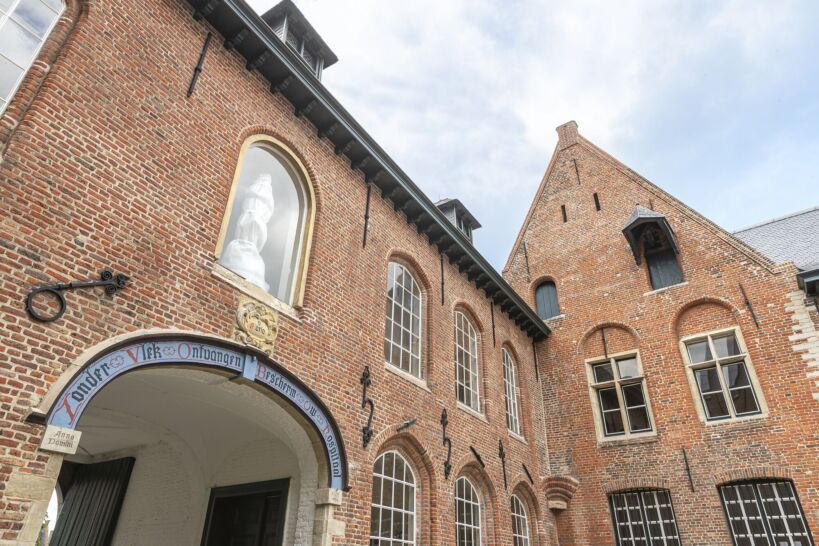 Augustinessenklooster c Beeldbank Kortrijk