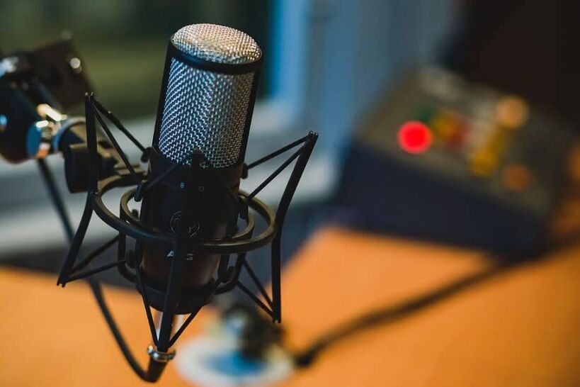 Microphone audio recording podcast